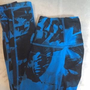 Lucy high rise yoga tight size xs